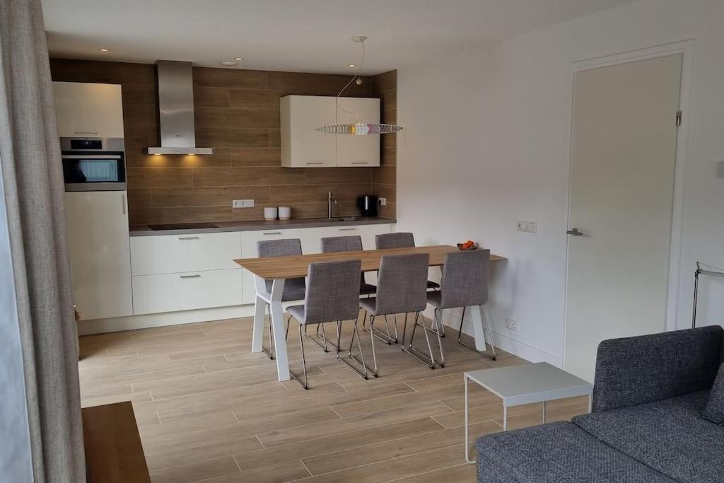 Vakantiewoning 1 Aan Zee, 400 Meter Van Het Strand Zoutelande Bagian luar foto